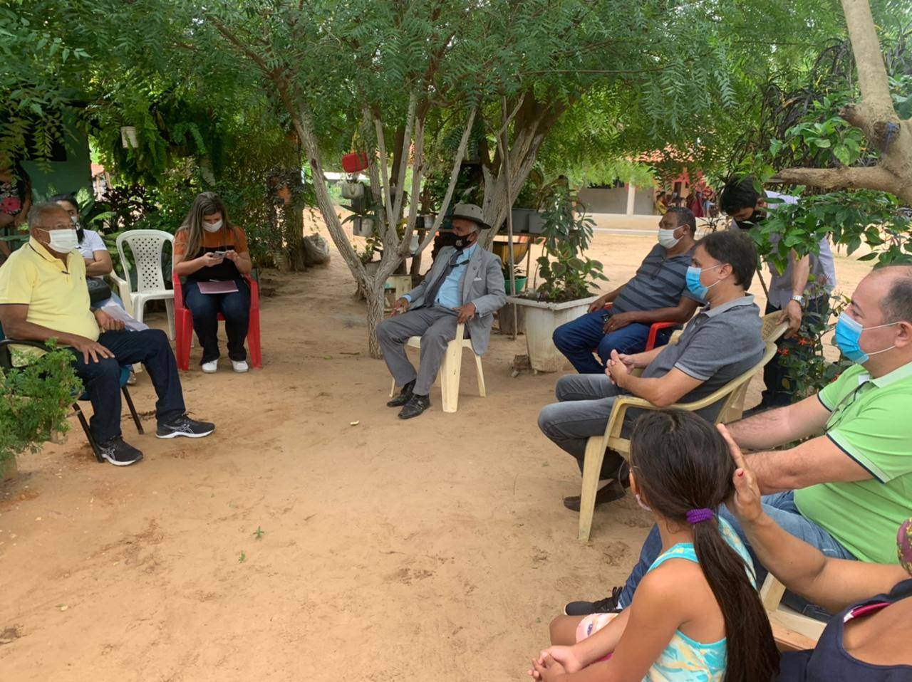 Prefeito Doutor Pessoa visita assentamento Angolá e determina a realização de obras